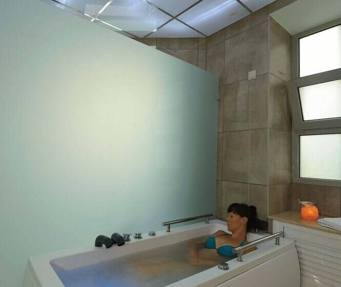 فندق & Spa Kentrikon