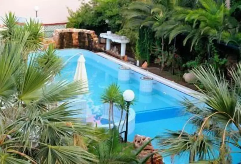 فندق & Spa Kentrikon