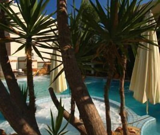 فندق & Spa Kentrikon