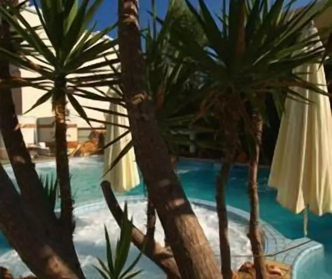 فندق & Spa Kentrikon