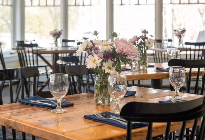 ホテル The Norwich Inn