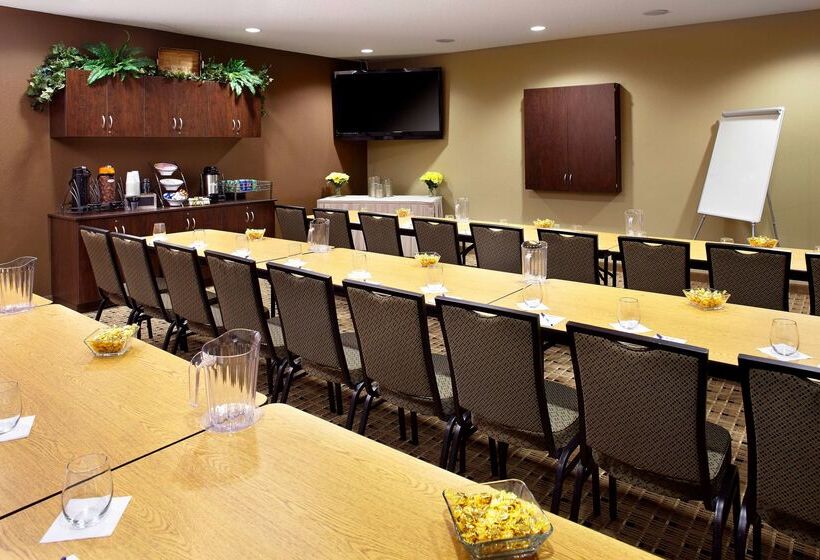 Microtel Inn & Suites By Wyndham St Clairsville   Wheeling