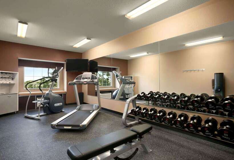 Microtel Inn & Suites By Wyndham St Clairsville   Wheeling