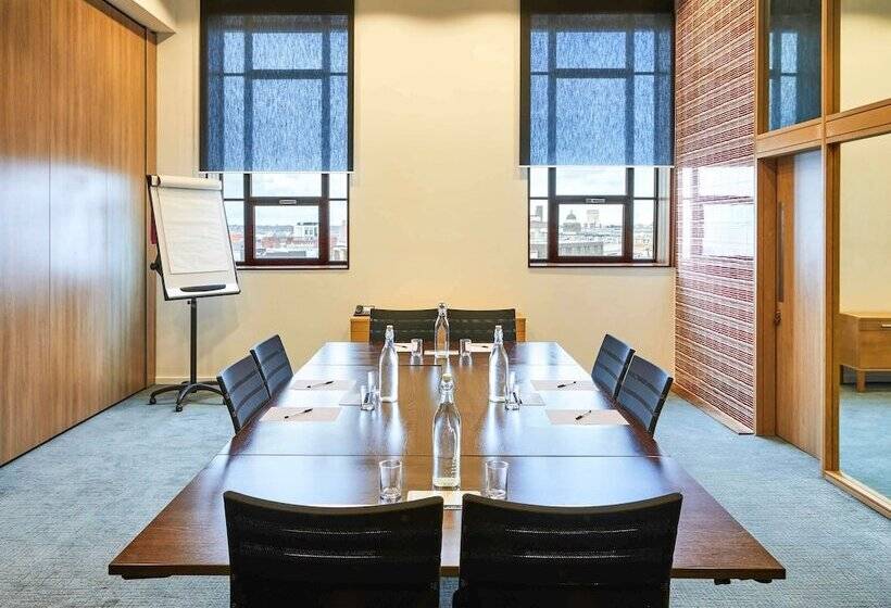 Aparthotel Adagio Liverpool City Centre