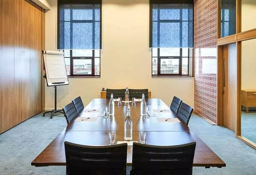 Aparthotel Adagio Liverpool City Centre