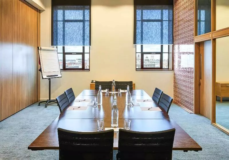 Aparthotel Adagio Liverpool City Centre