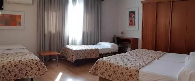 旅馆 Torre Monreal