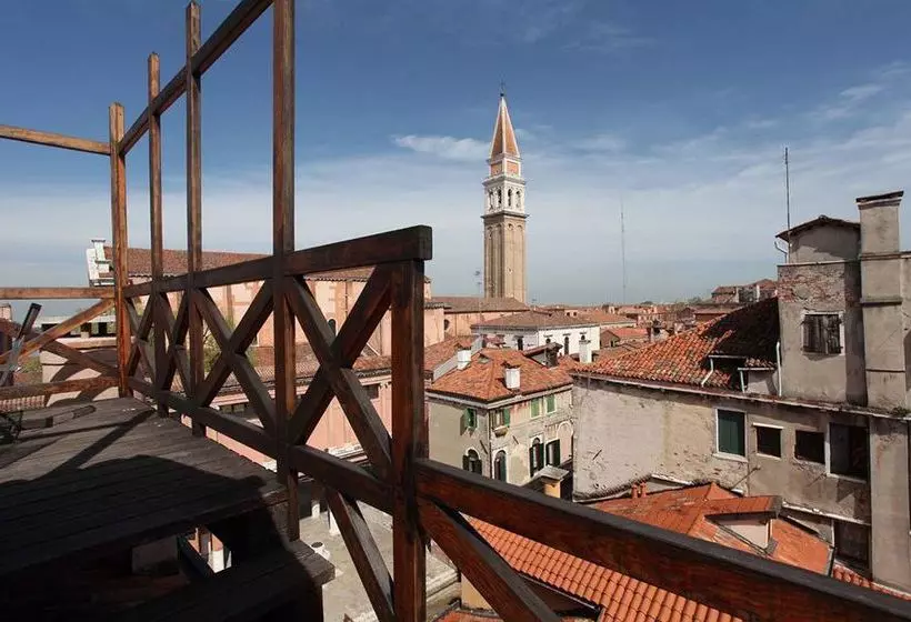 Palazzo Contarini Della Porta Di Ferro