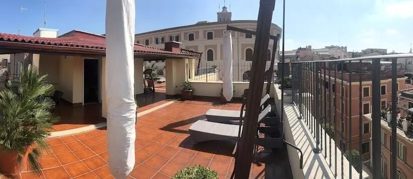 تختخواب و صبحانه Relais Trevi 95 Boutique