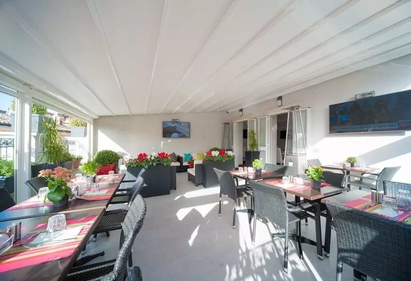 تختخواب و صبحانه Relais Trevi 95 Boutique