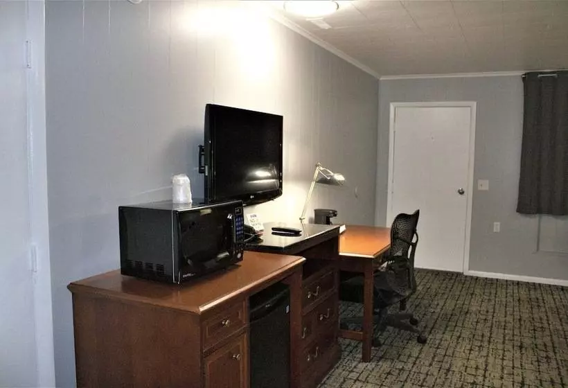 Campbell's Motel Scottsburg