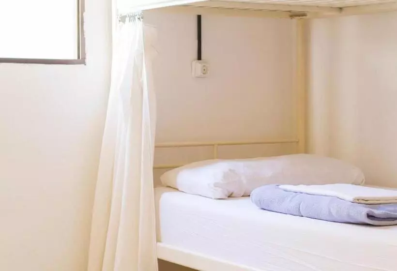 Casa Grande Surf Hostel