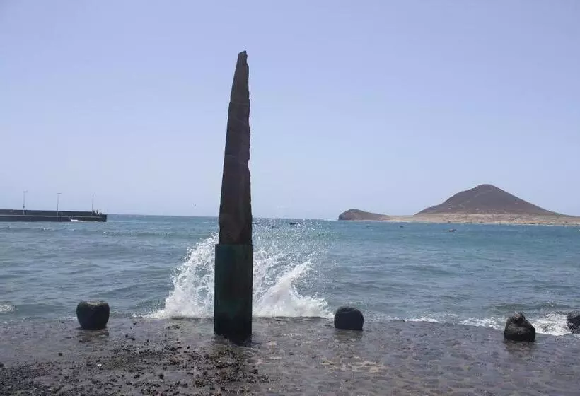 Casa Grande Surf Hostel