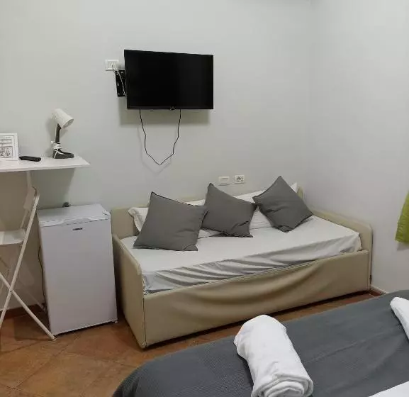 ホテル Martini Rooms