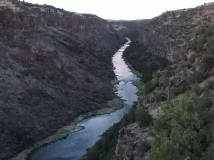 酒店 Amizette Inn And Restaurant