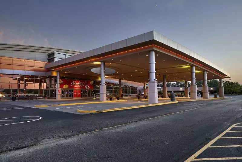 Отель Bally S Quad Cities Casino &