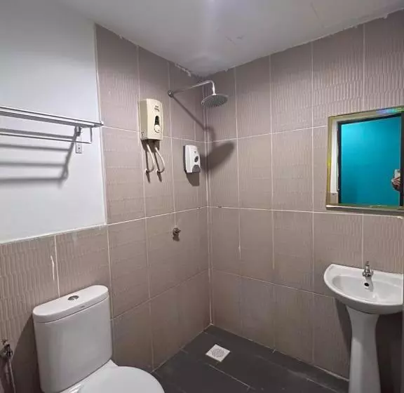 Отель Bangi Business