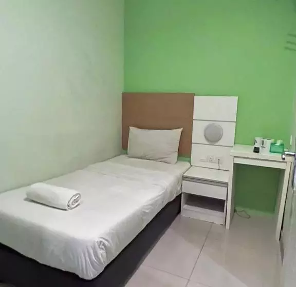 Отель Bangi Business