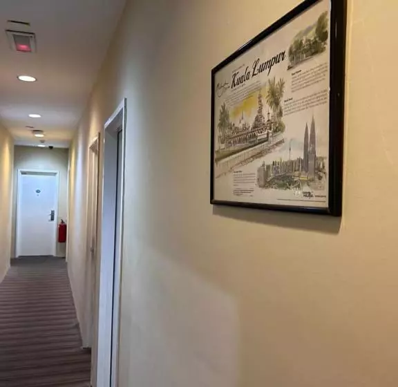 Отель Bangi Business