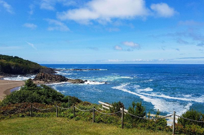 Отель Clarion Inn Surfrider Resort