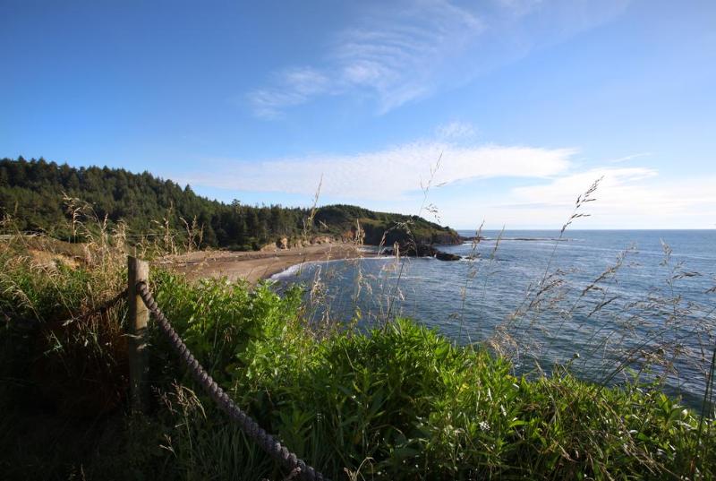 Отель Clarion Inn Surfrider Resort