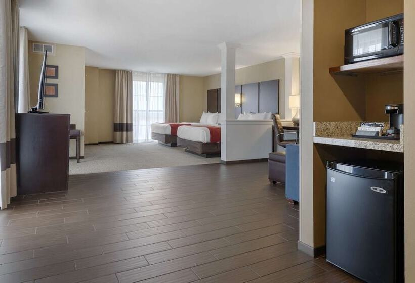호텔 Comfort Suites And Conference Center