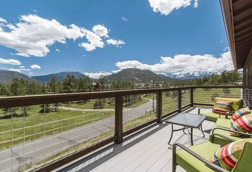 Hotelli Complejo Coyote Mountain Lodge    