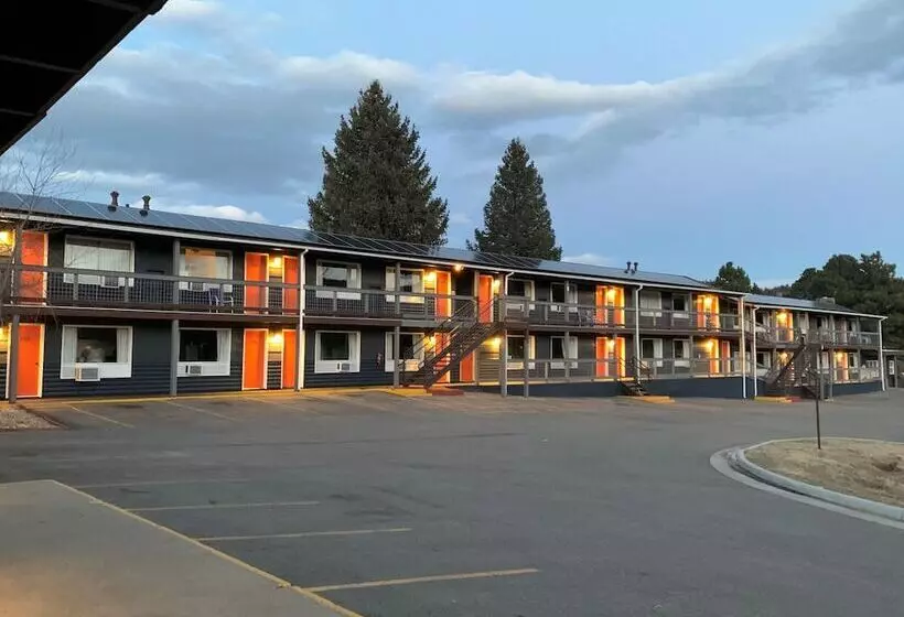 Hotelli Complejo Coyote Mountain Lodge    