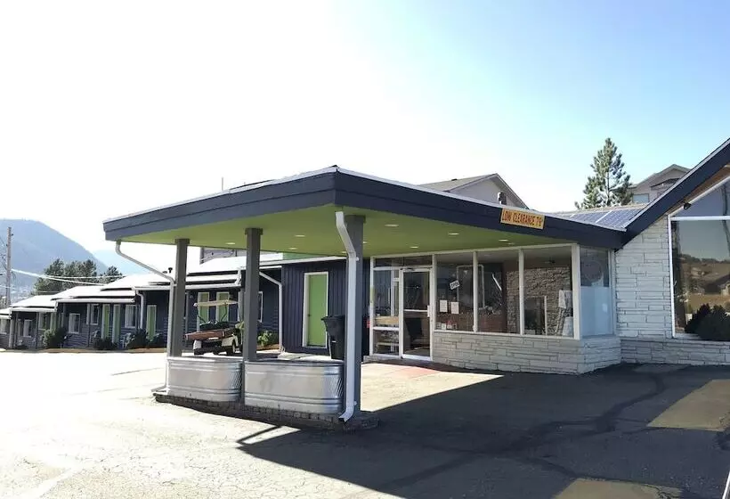 Hotelli Complejo Coyote Mountain Lodge    