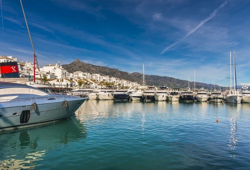 Estepona Hotel & Spa Resort