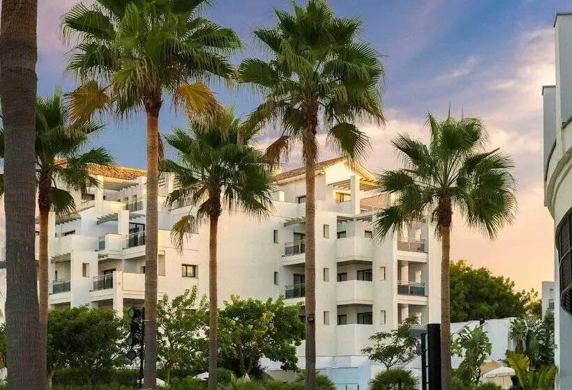 Estepona Hotel & Spa Resort