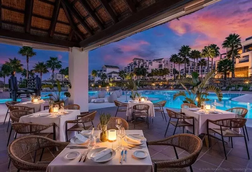 Estepona Hotel & Spa Resort