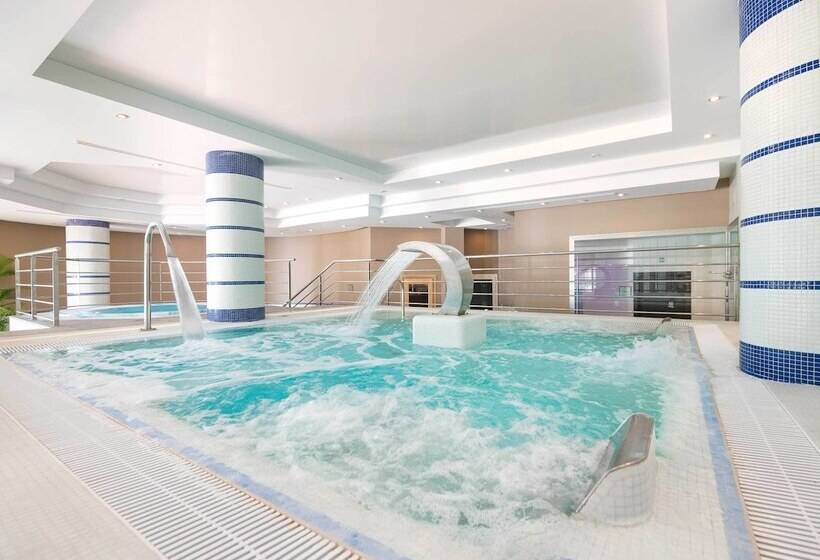 Estepona Hotel & Spa Resort