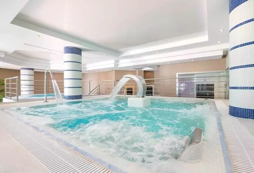 Estepona Hotel & Spa Resort