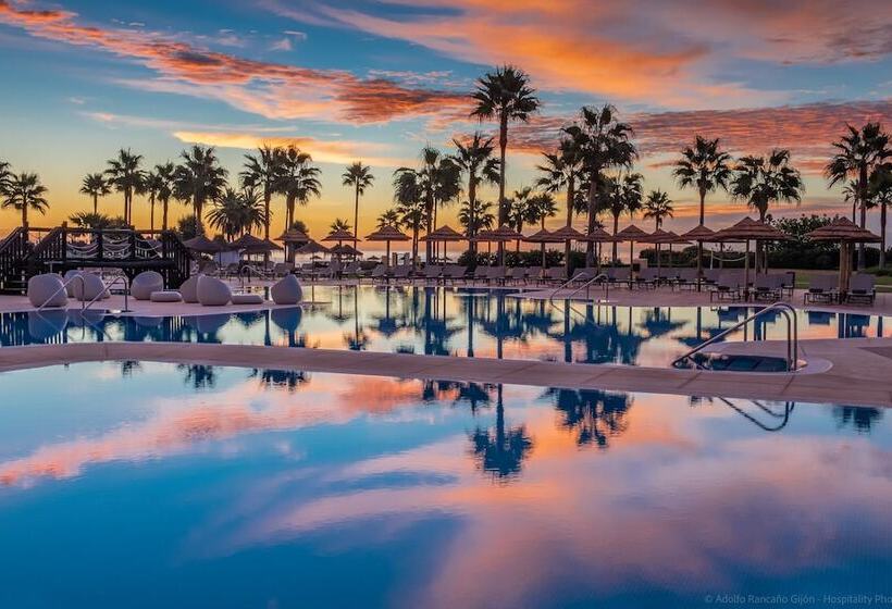 Estepona Hotel & Spa Resort