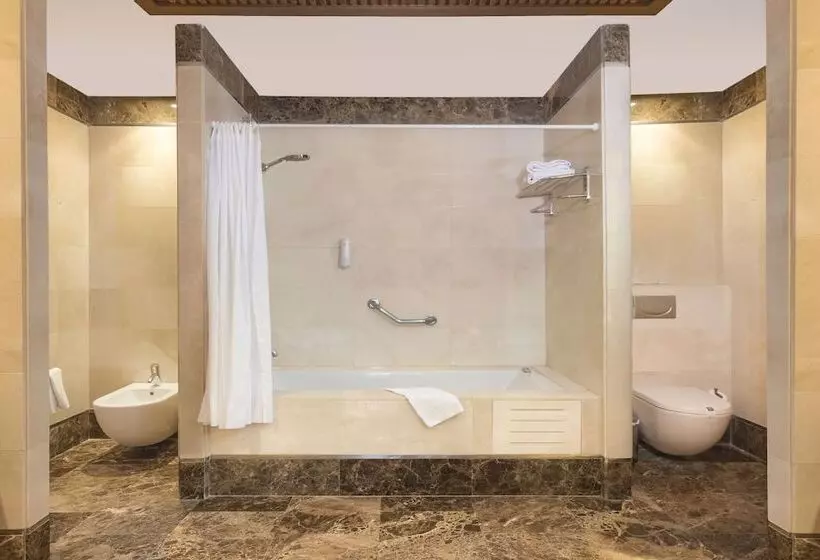 Estepona Hotel & Spa Resort