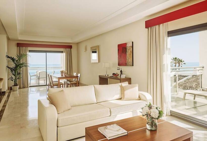 Estepona Hotel & Spa Resort