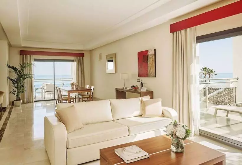 Estepona Hotel & Spa Resort