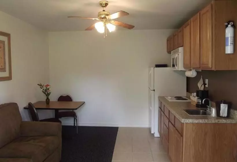 ホテル Hempstead Country Inn & Suites