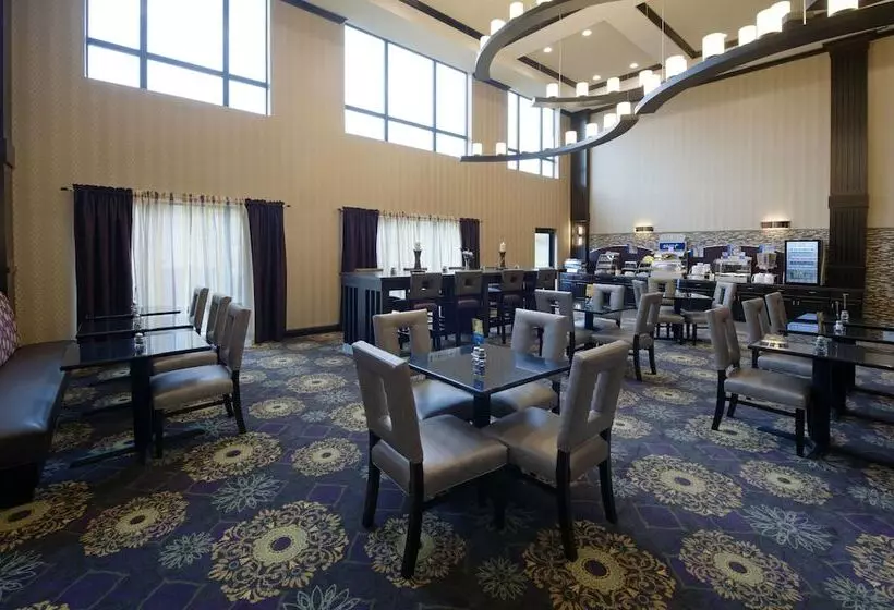 Holiday Inn Express Hotel & Suites Clearfield, An Ihg