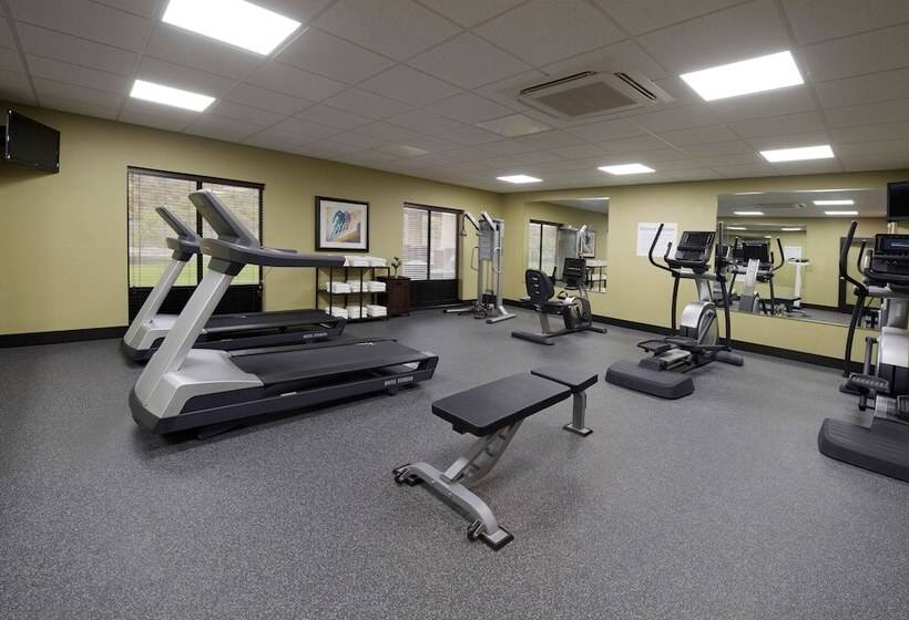 Holiday Inn Express Hotel & Suites Clearfield, An Ihg