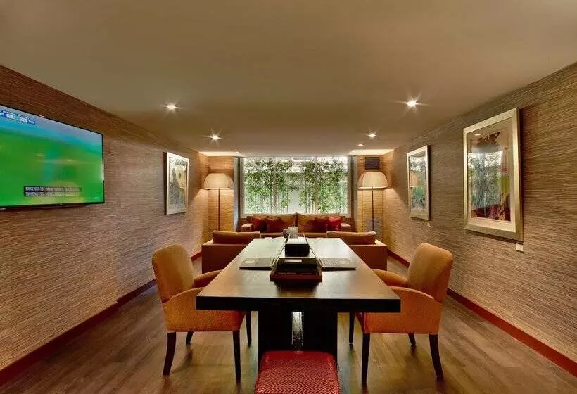 Nobu Hotel At Caesars Palace