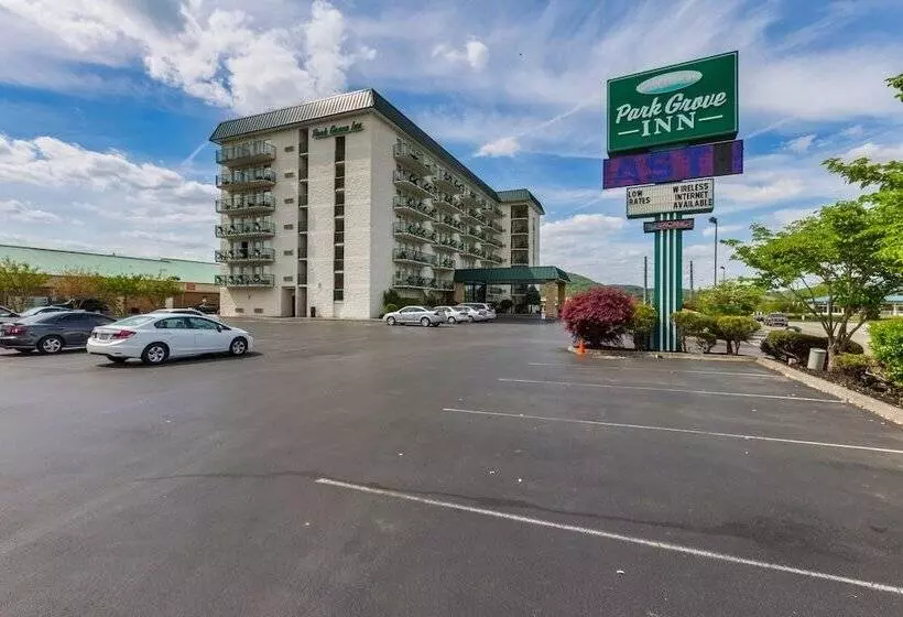 Hotelli Park Grove Inn