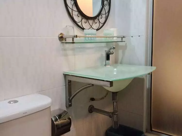 Hotelli Rae Bukit Bintang