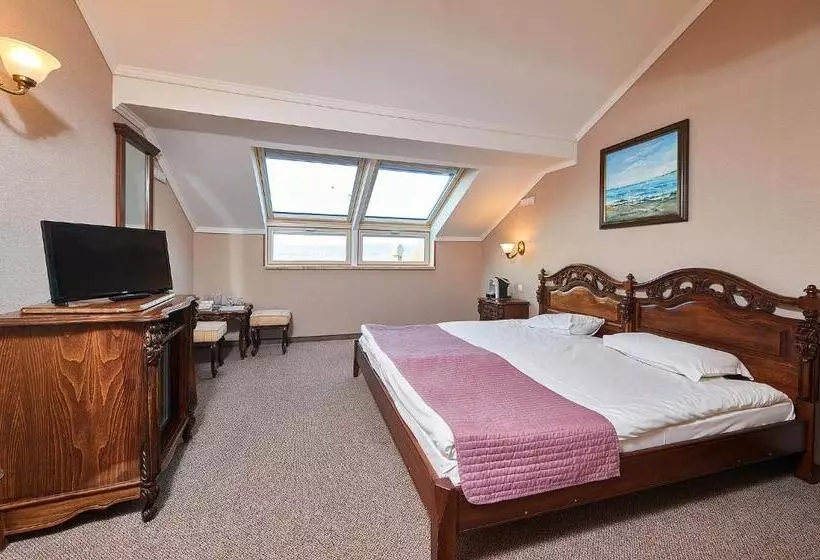 Hotel Saint John Baptist Nessebar