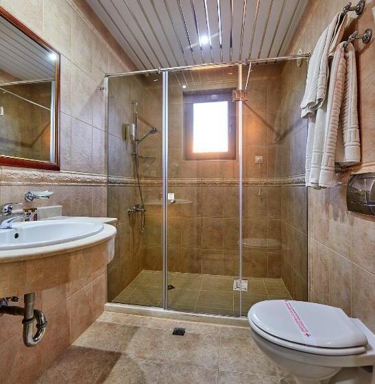 هتل Saint John Baptist Nessebar