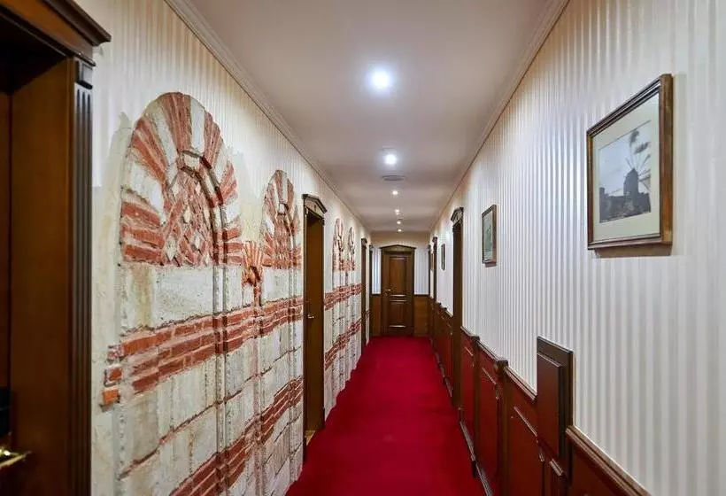 Hotel Saint John Baptist Nessebar