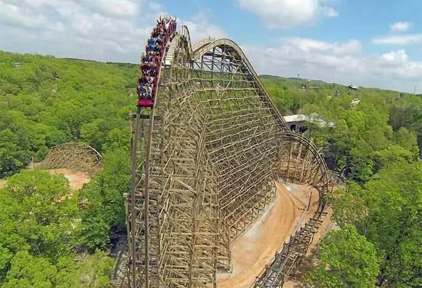 Hotelli The Bransinn Entertainment District