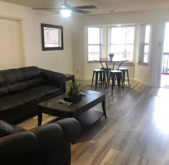 Hotelli The Bransinn Entertainment District