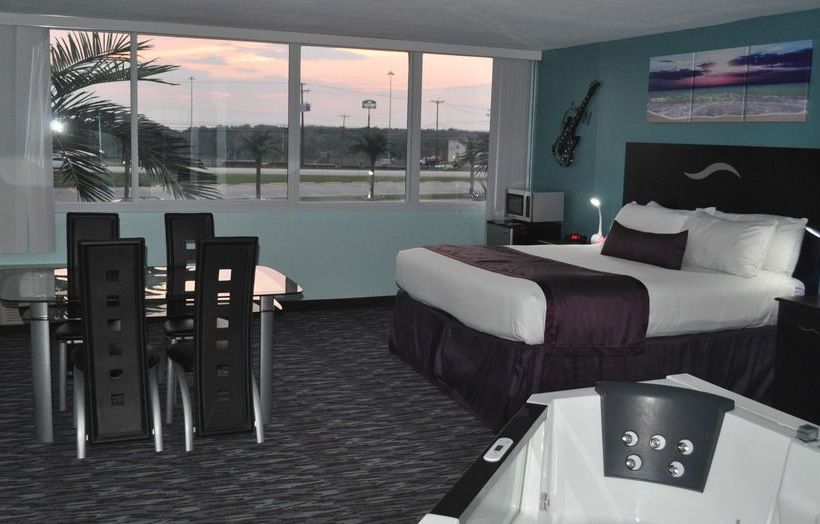 בית מלון כפרי The Economy Inn